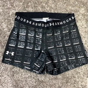 UNDER ARMOUR shorts S